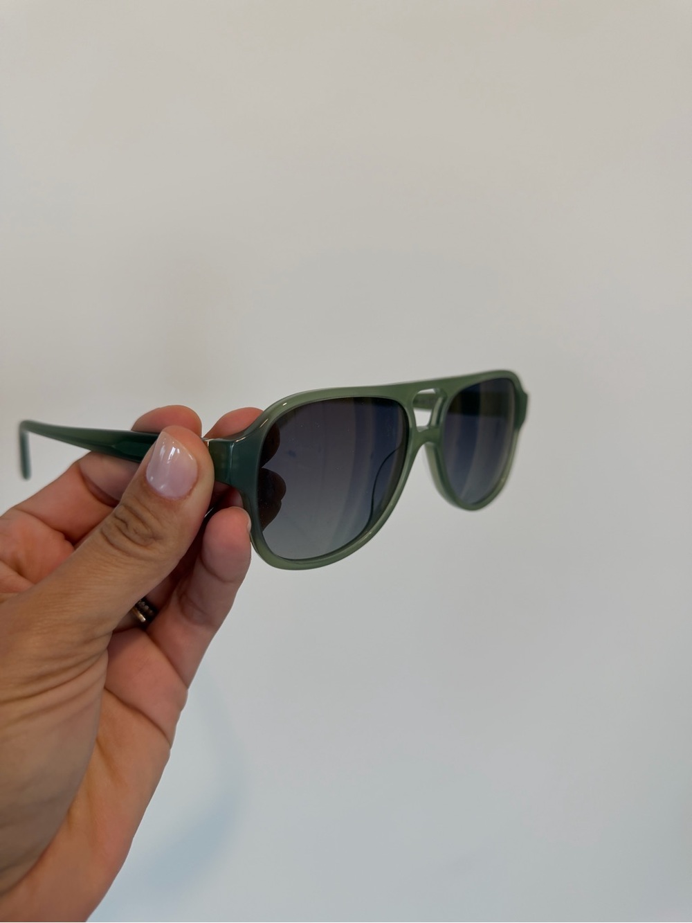 Z Supply “Good Time” Green Aviator Polarized Sunglasses